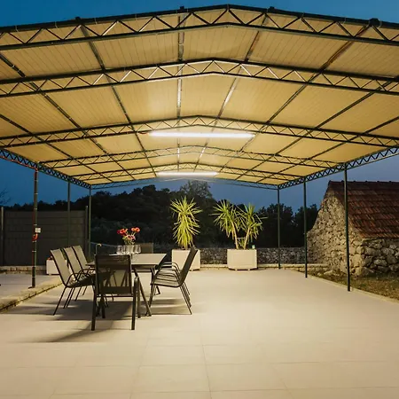 Villa Olive Garden