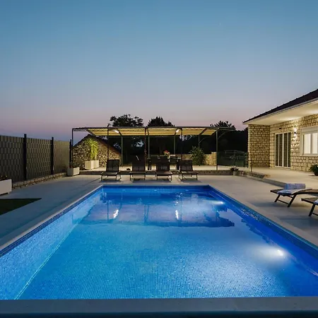 Olive Garden Vinišće