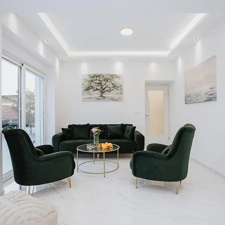 Olive Garden Villa Vinišće